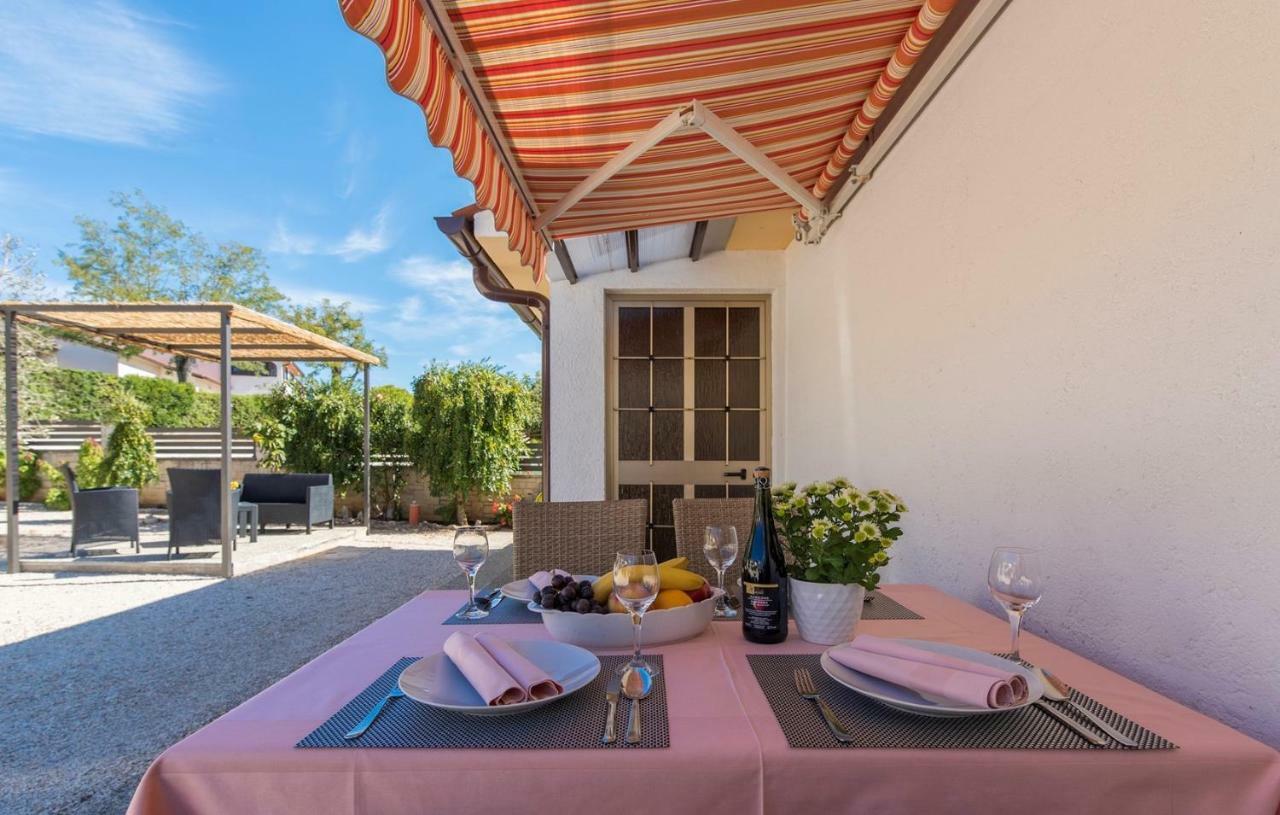Cottage Nilda I Mušalež Kültér fotó